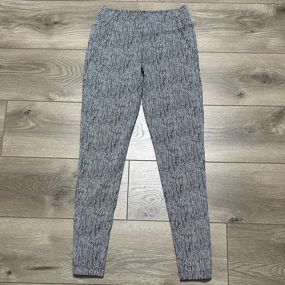 Athleta Delancey Mid Rise Textured Ankle Zip Leggings Tights Black White‎ XS